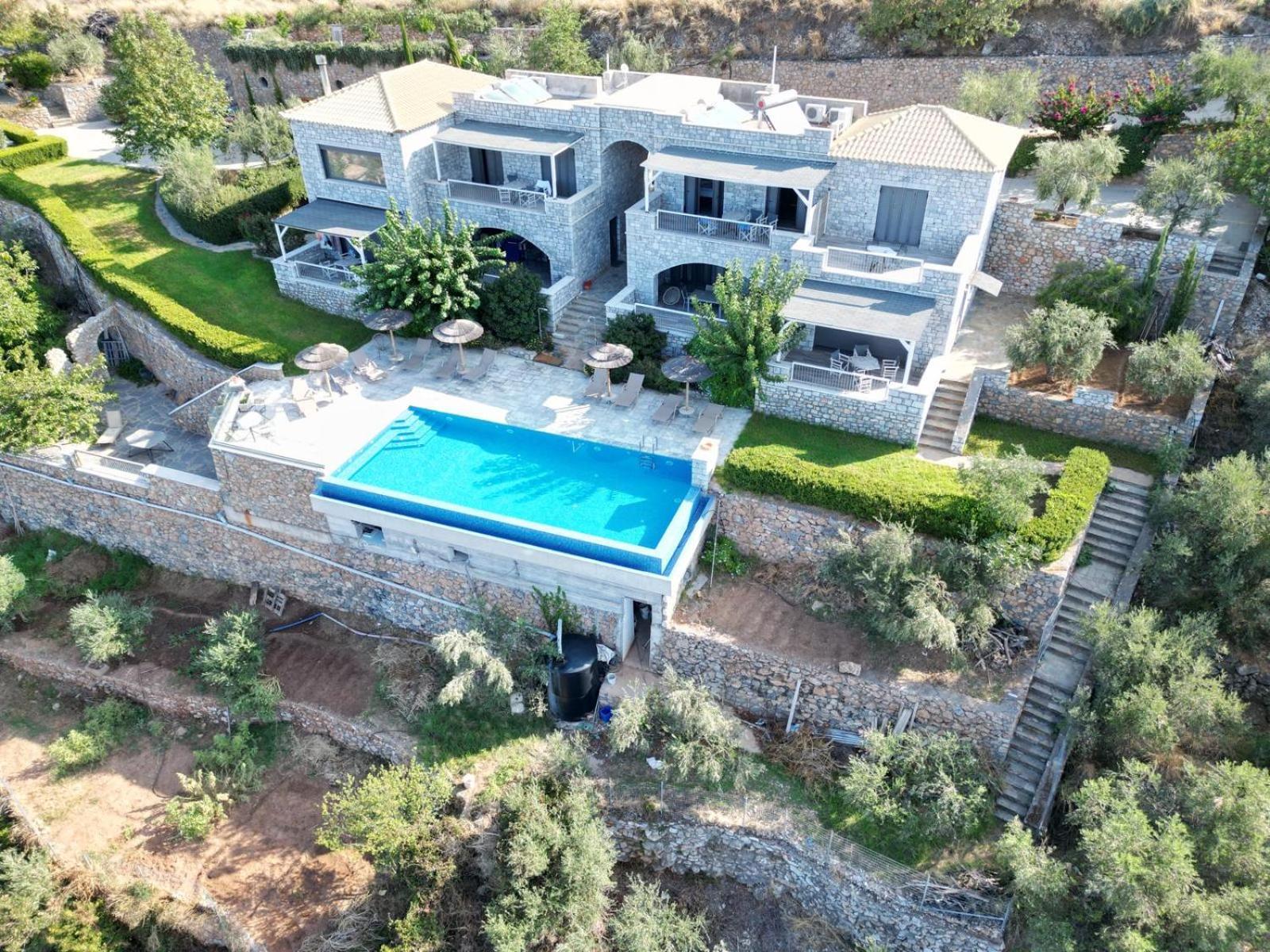 Petra Thea Καλαμάτα